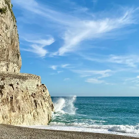 Appartamento Hostdomus - Garden Finale Ligure
